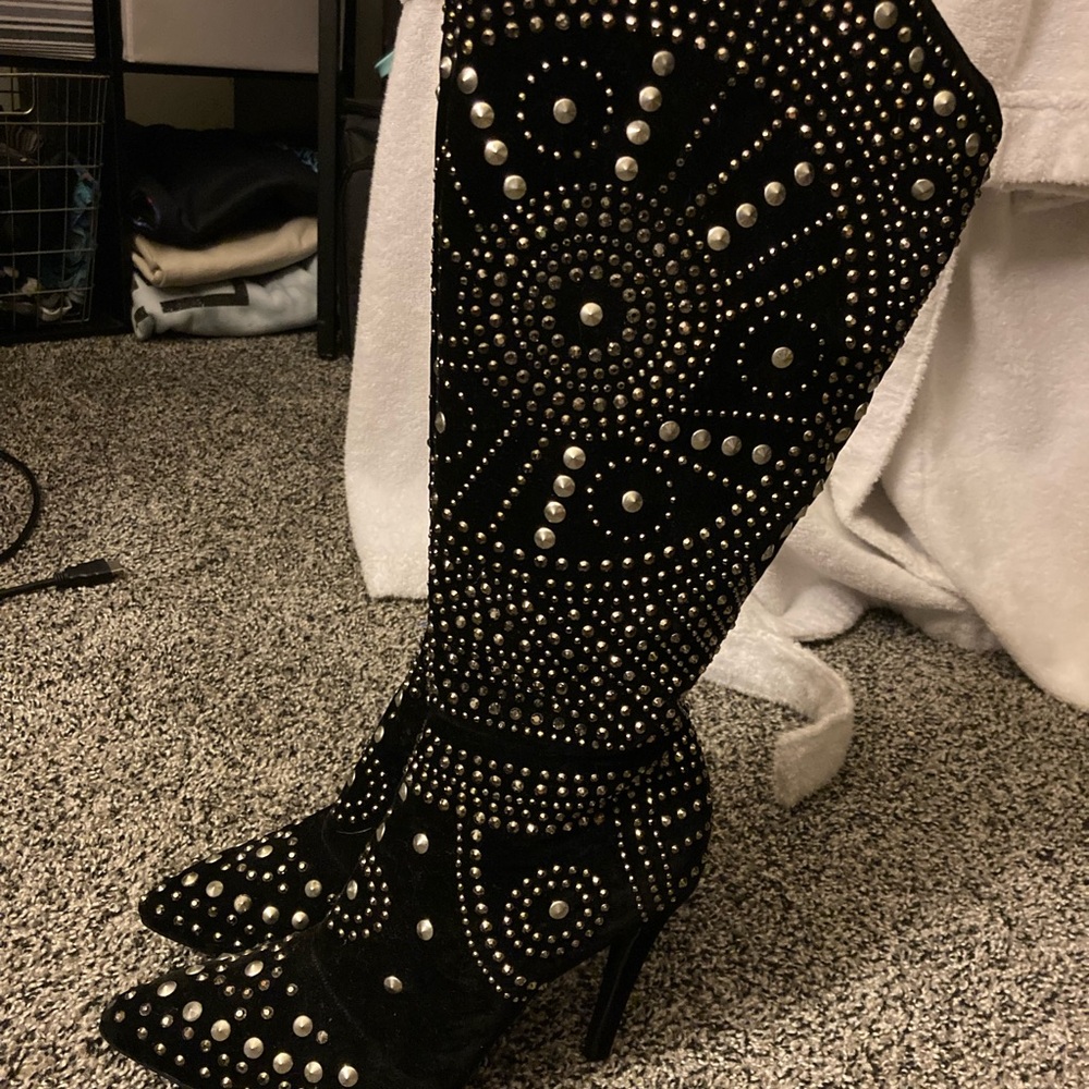 Olivia Miller Black Studded Heeled Boots